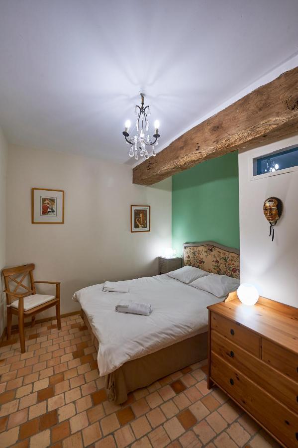 Gite La Terrasse - Manoir Le Plessix Madeuc Corseul Eksteriør billede